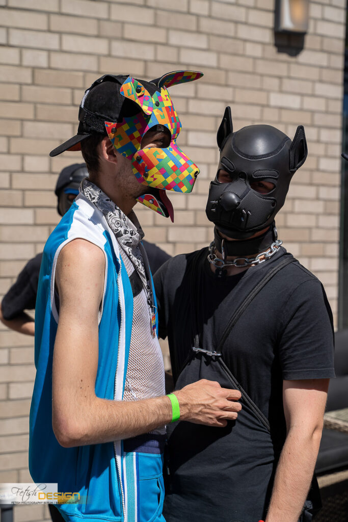 fetish-design-berlin_CSD-Puppy-Brunch-2022-07-24 (29 von 98)