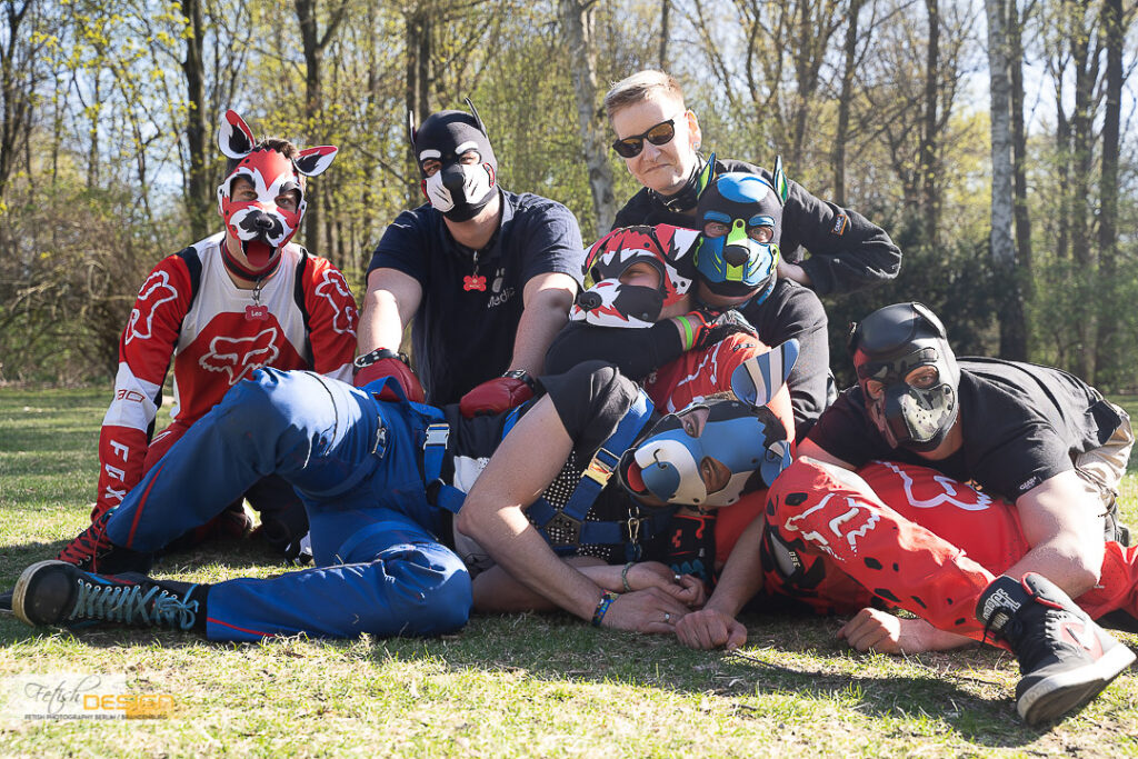 fetish-design-berlin_PlayAndBark-2022-04-18 (229 von 258)