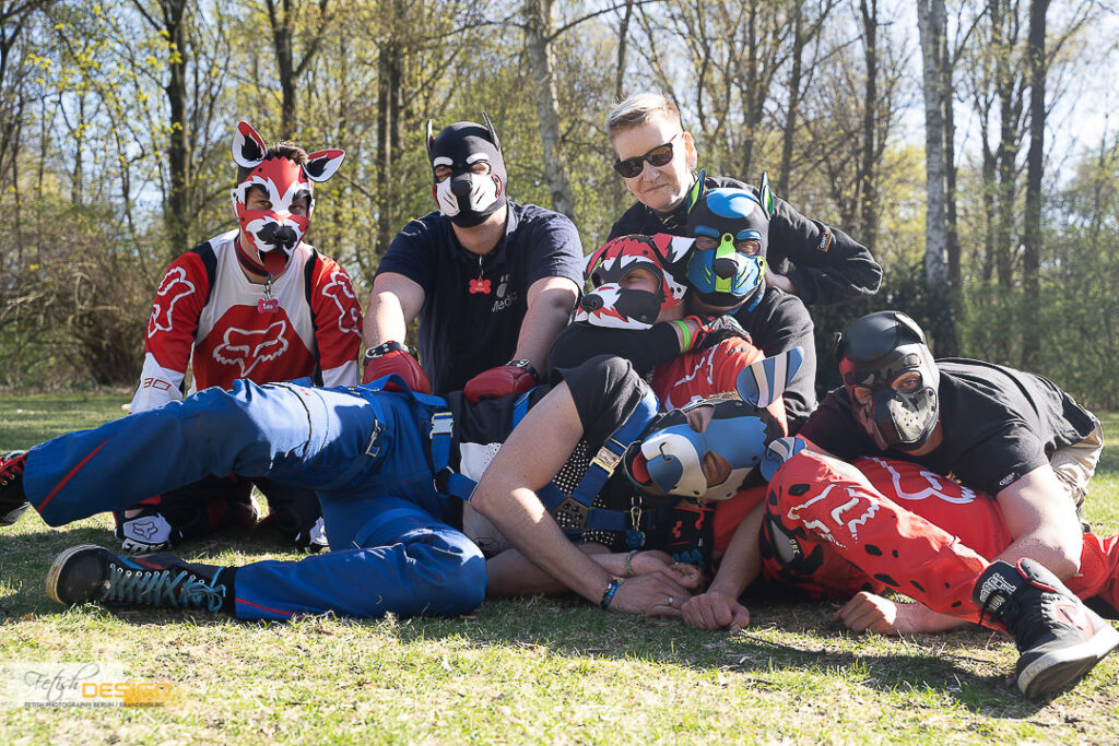 fetish-design-berlin_PlayAndBark-2022-04-18 (230 von 258)