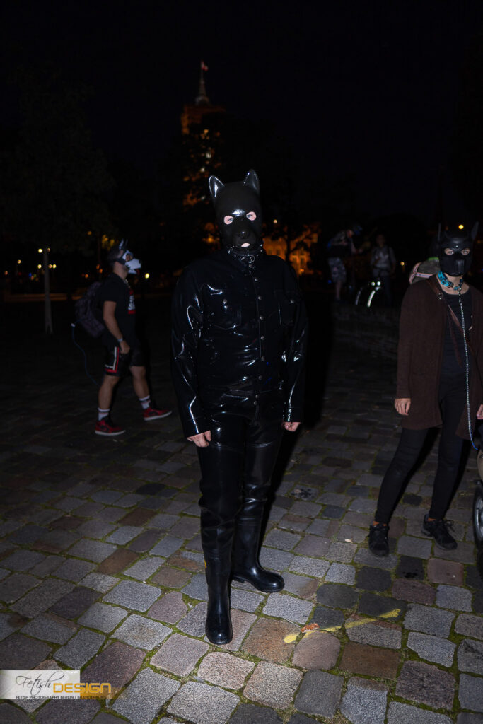 fetish-design-berlin_PuppyWalk-2021-09-10 (008 von 200)
