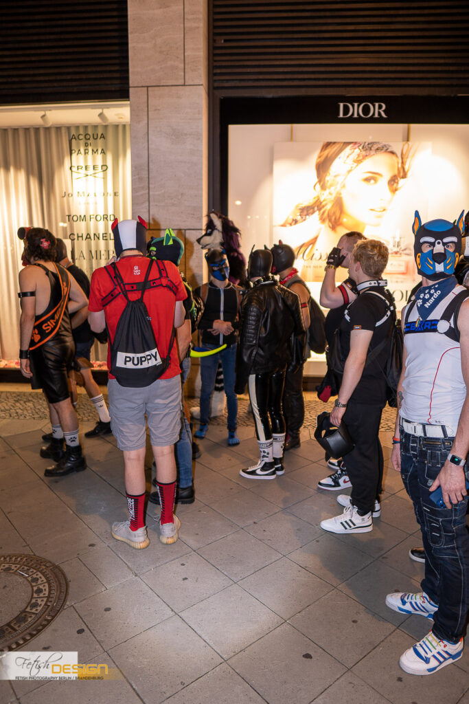 fetish-design-berlin_PuppyWalk-2021-09-10 (120 von 200)